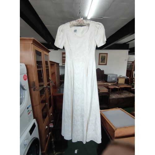 93 - A quantity of 6x various wedding dresses, some new with tags to include some good brand names, inclu... 