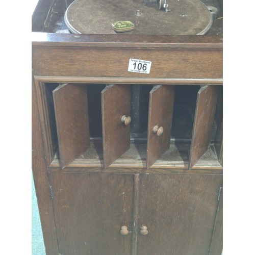 106 - Vintage Columbia Grafonola wind up pedestal record player complete with needles and handle in workin... 