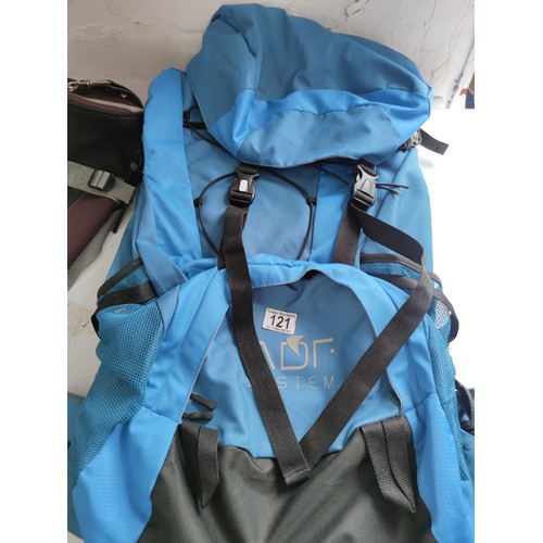 121 - ADF reinforced padded hiking rucksack along with a Samsonite holdall both in good order