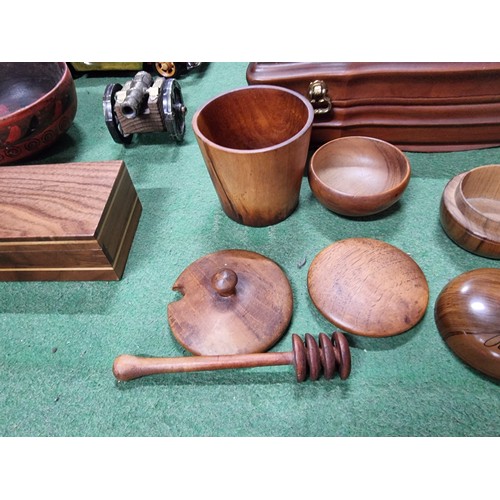 60 - A box full of good quality wooden treen items to include well made lidded pots, a honey pot, puzzle ... 