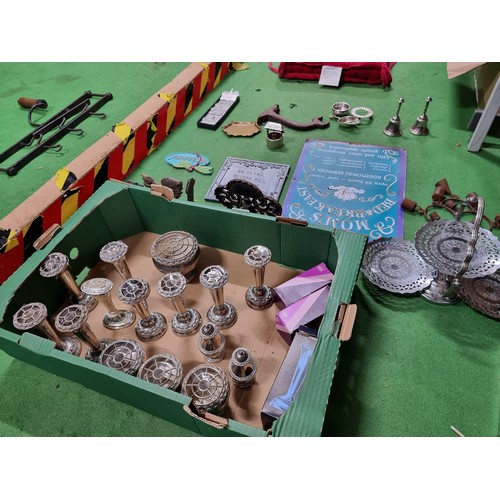 67 - A good box of various metalware to include a vintage iron fence pre-tensioner, a large collection of... 