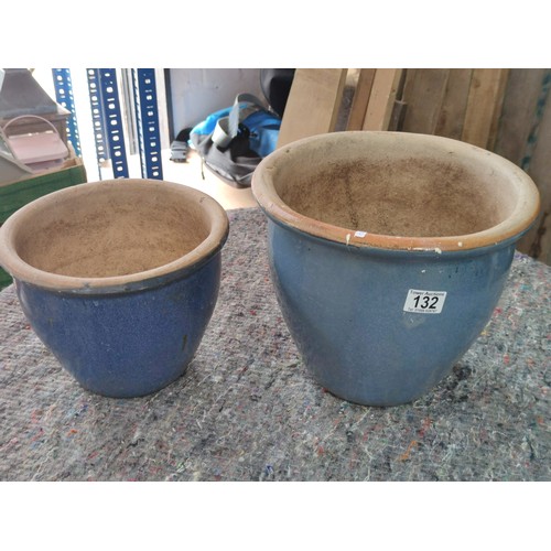 132 - 2 x Blue glazed planters both good order tallest 25cm tall and 31cm wide