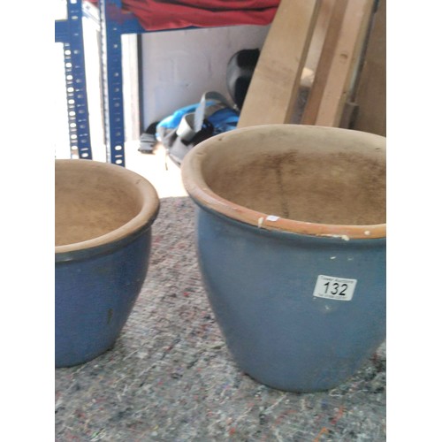 132 - 2 x Blue glazed planters both good order tallest 25cm tall and 31cm wide