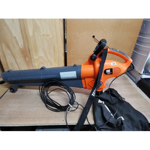 150 - PBX 2400w garden vac and leaf blower electric with pouch good working order