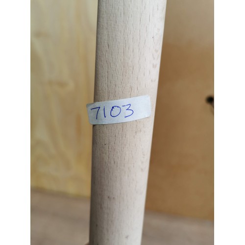 171 - Heavy duty sledge hammer with new hickory shaft in good order