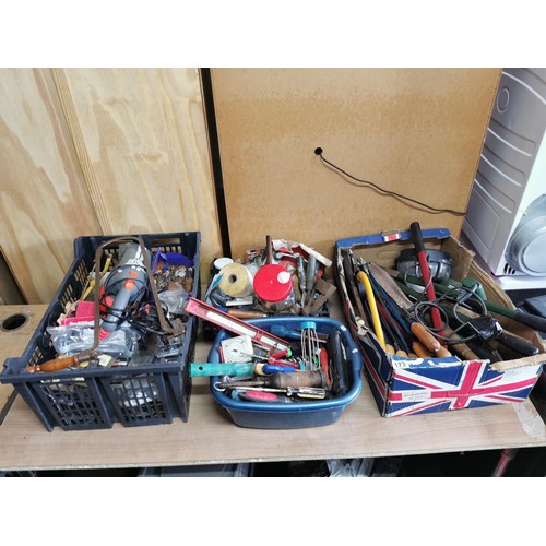 173 - Large job lot of tools in 4x boxes inc quantity of hack saws, Bosch drill, shears, B&D auto dust bus... 