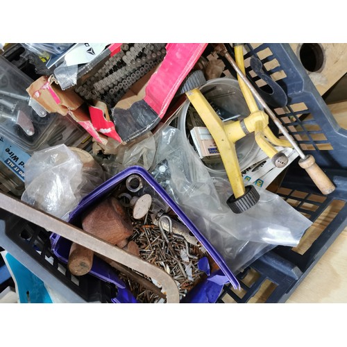 173 - Large job lot of tools in 4x boxes inc quantity of hack saws, Bosch drill, shears, B&D auto dust bus... 