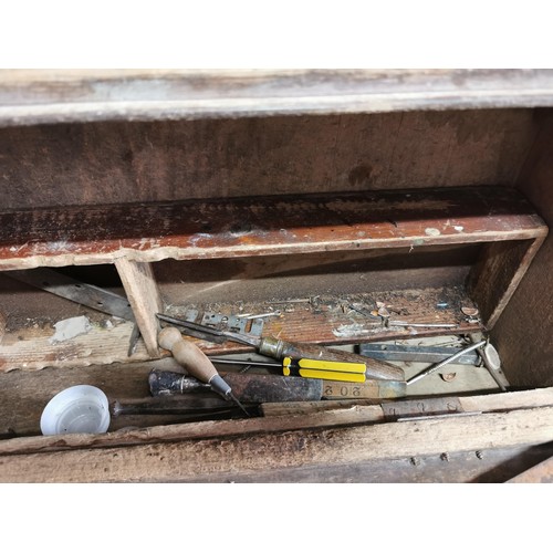 178 - Vintage carpenters chest in good order complete with tools inc augers, set square, slate hammer, pla... 