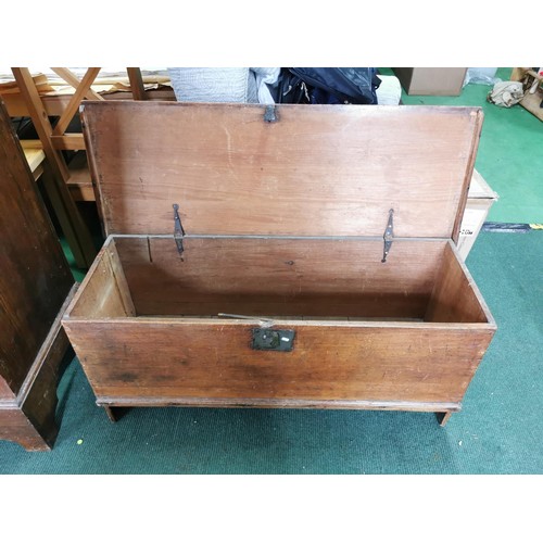 400 - Good antique blanket box solid pine with an interesting lock no key having plenty of character and g... 