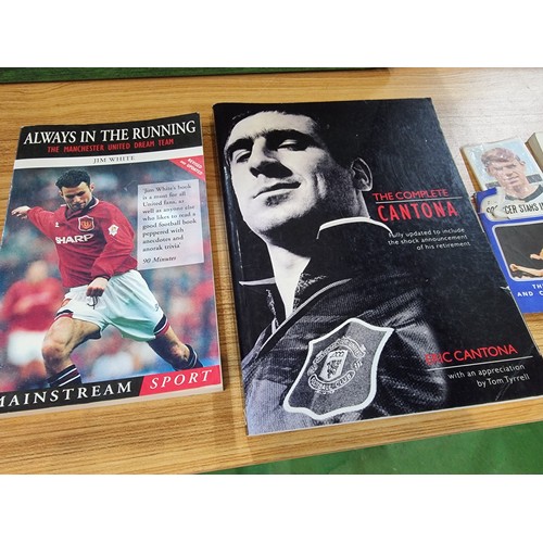 25 - A quantity of vintage football ephemera to include 6x rare daily mirror goal action replay flip book... 