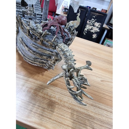 37 - A large impressive Mega Bloks Pirates of the Caribbean. Dread Eye's Phantom Ghost Balleon Pirate Shi... 