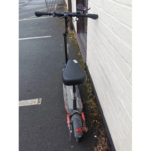 187 - Ienyrid M4 Pro electric scooter, comes with key & charger fold for ease of storage it does light up ... 