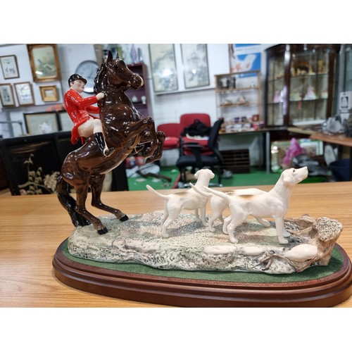 360 - A fine quality Beswick 'Tally Ho' hunting scene figure set 1994, for the Beswick centenary includes ... 