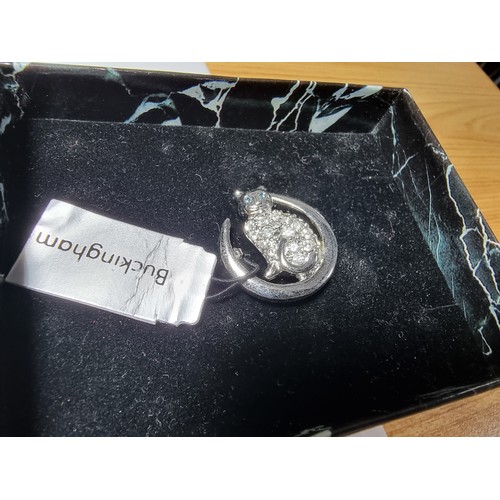 397 - A quantity of costume jewellery including a Spode brooch and earring set in good condition with no d... 