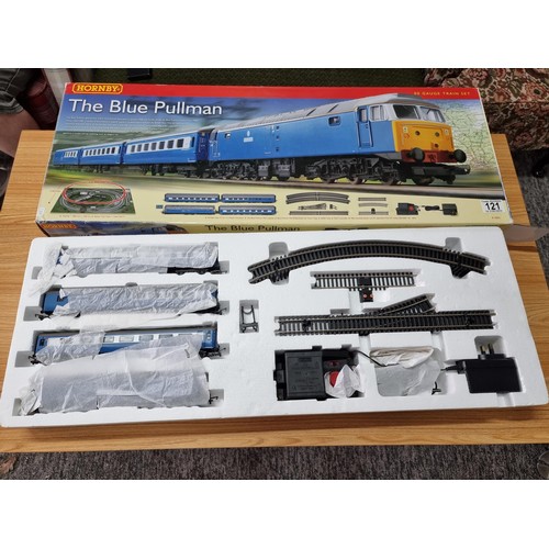 121 - A brand new in box Hornby R1093 The Blue Pullman train set, never had any use.