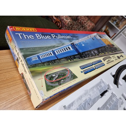 121 - A brand new in box Hornby R1093 The Blue Pullman train set, never had any use.