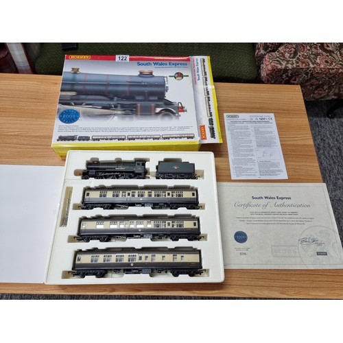 121 - A brand new in box Hornby R1093 The Blue Pullman train set, never had any use.