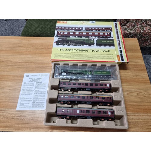 124 - A Honby R3828 Aberdonian train pack class A1 Tornado  locomotive plus 3 coaches, only been used for ... 