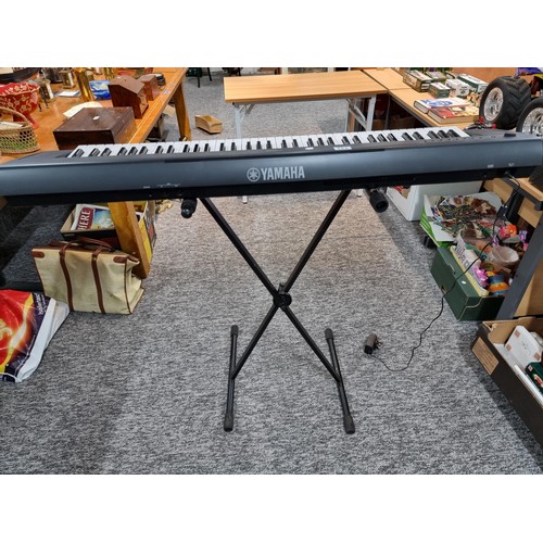 142 - A Yamaha Piaggero MP/31 76 springback key keyboard with fold up keyboard stand, in full working orde... 