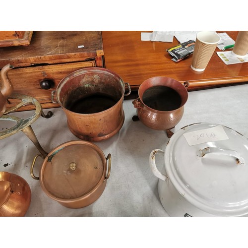 13 - Large quantity of copper items to inc jugs, jelly molds, teapots along with a brass trivet, epns tea... 