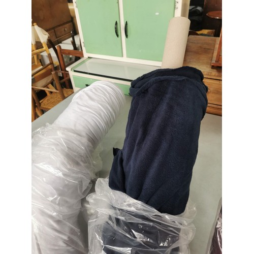 27 - 2x large rolls of fabric 1 is dark blue and the other is white along with 3x small rolls of fabric i... 