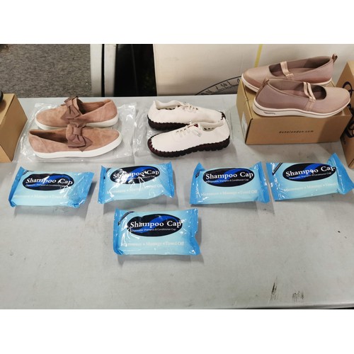 34 - Collection of ladies shoes inc hotter, June London, Sketchers,  size 6.5 uk along with a quantity of... 