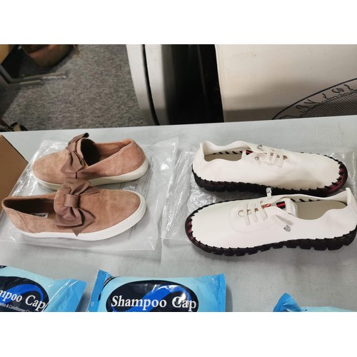 34 - Collection of ladies shoes inc hotter, June London, Sketchers,  size 6.5 uk along with a quantity of... 