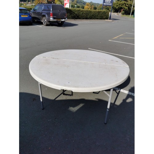 102 - Large outdoor foldup white round table height 76cm diameter 150cm