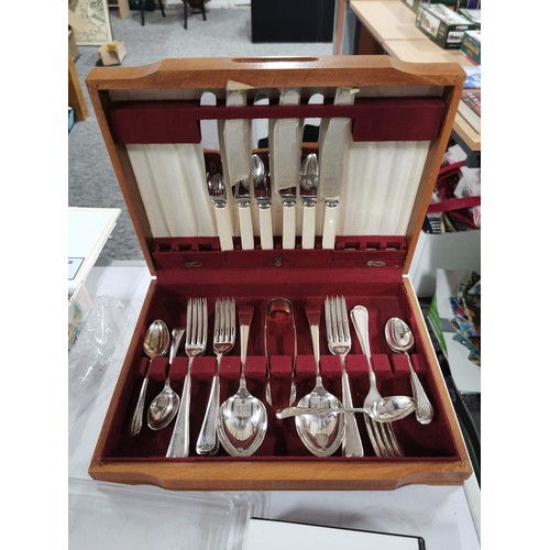 210 - Quantity of collectables inc part canteen of cutlery, vintage cigar box containing a quantity of var... 