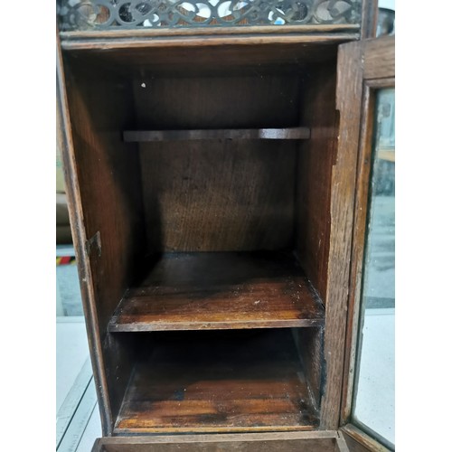 233 - Vintage oak pipe rack with one slide out drawer and 2 smoking pipes with 2x hindged racks for three ... 