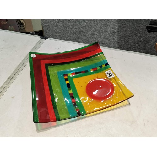 249 - Vintage square formed art glass bowl in vibrant colours with striking design measures height 5cm , 3... 