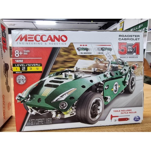 194 - 2x boxed Meccano sets, one is 10 in 1 set, the other is a 5 in 1 model set. The 10 in 1 one set is a... 