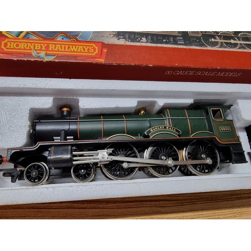 198 - A boxed Hornby R313 GWR Hagley Hall locomotive and tender, in excellent condition and track tested.