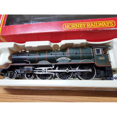 200 - A boxed Hornby R349 GWR King Henry VIII locomotive and tender, in excellent condition, track tested.