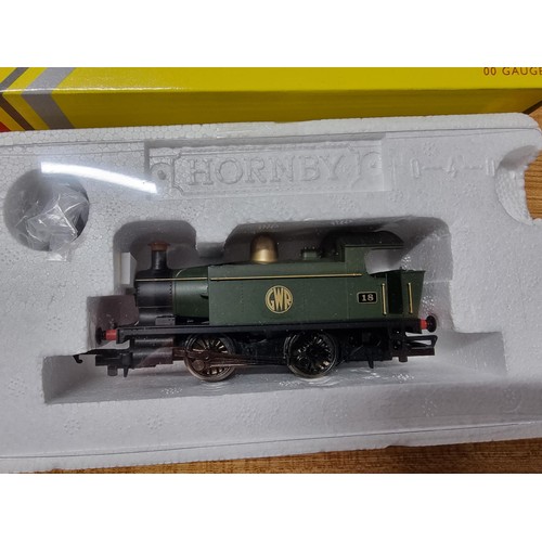 203 - A brand new an boxed Hornby R3578 GWR 0-4-0 Holden tank locomotive with a sealed driver fireman and ... 