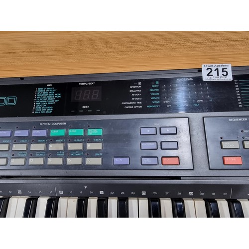 215 - A good quality 1987 Yamaha DSR-1000 keyboard digital with many effects, in full working order, compl... 