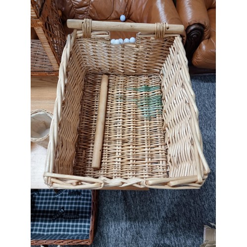 233 - A quantity of wicker items to include an arched wicker shelfing unit, (can be hung or free standing)... 