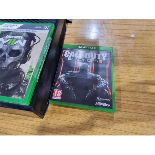 236 - An Xbox One console, an Xbox one gaming console, an Everton Xbox Kinnect, 2 Call of Duty Games (one ... 