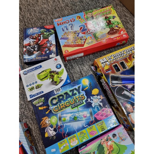 260 - A quantity of 11 various board games to include Marvel Avengers, My busy book with figures, guess wh... 