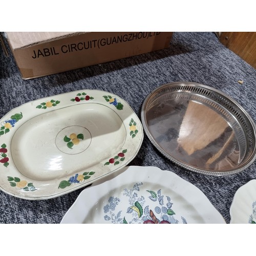 263 - A large job lot of 5 boxes of odds, including collectable china, a large quantity of Royal Doulton, ... 