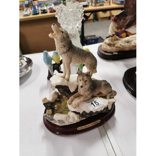 15 - Quantity of collectables inc a large shire horse by Leonardo collection along with 2x wolfs on plint... 