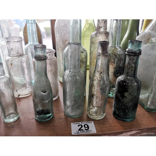 29 - Large collection of approx 31x vintage and antique bottles of various sizes and brands inc imperial ... 