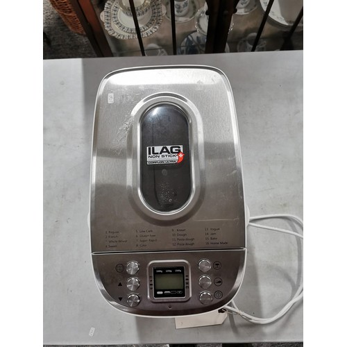 31 - ILAG non stick large bread maker  contains 2 paddles with digital display