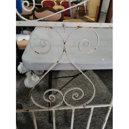 45 - A pair of matching wrought iron white painted gates with scroll design to the tops, ideal for a driv... 