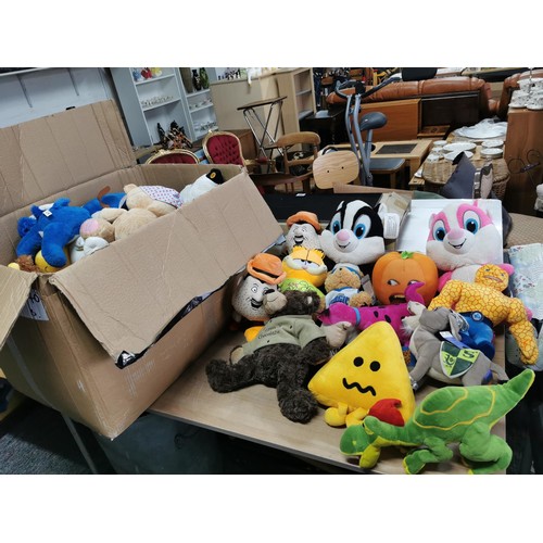 94 - Large box full of various soft toys inc, Donkey from Shrek, Desperate Dan, Garfield, Fantastic four,... 