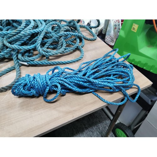 105 - Box containing a quantity of various sized blue nylon rope, thickest rope has a diameter of 3cm