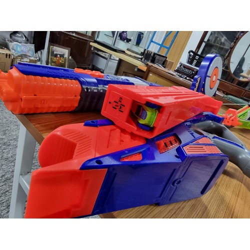 279 - A large collection of Nerf guns and accessories to include a Nerf car shooter, Nerf elite N-strike, ... 