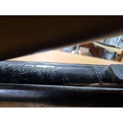 286 - A good quality vintage Diana original model 35, .22 air rifle, a good powerful spring air gun, in ex... 