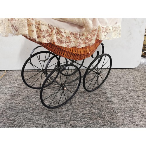 177 - Vintage reproduction Victorian style pram in good order with lace canopy and wooden handle