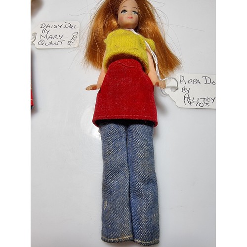 A pair of vintage collectable dolls to include a Daisy doll by